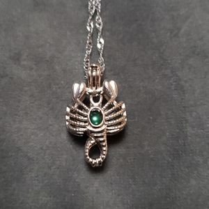 18k white gold plated pendant